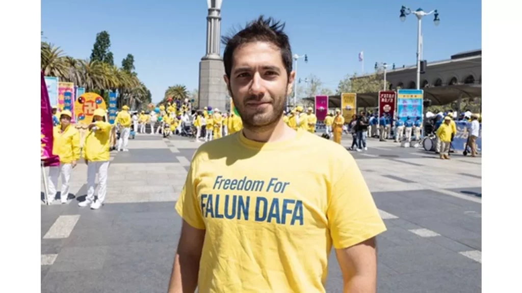 Anh Nivid Vanahi rất vui khi được tham gia lễ kỷ niệm.