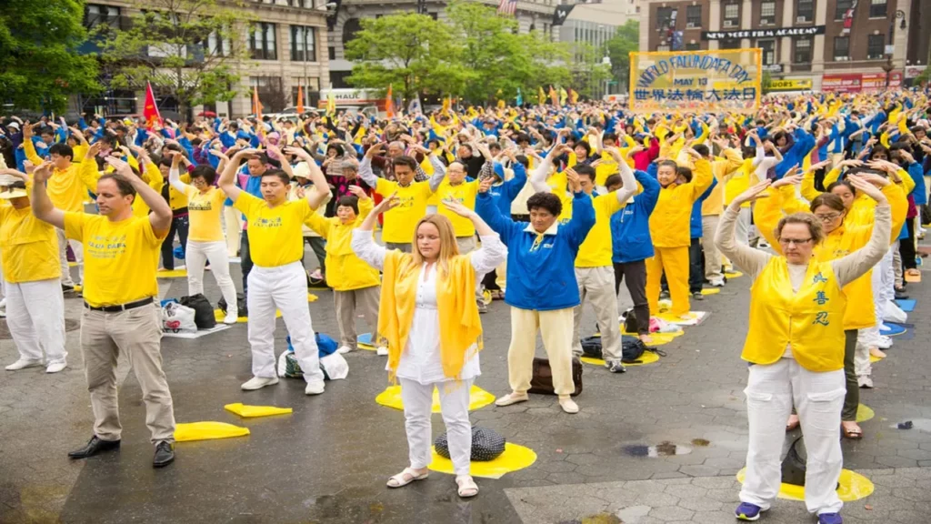 Người dân phương Tây học Pháp Luân Công do lợi ích thần kỳ về sức khỏe và tinh thần (Ảnh: internet)