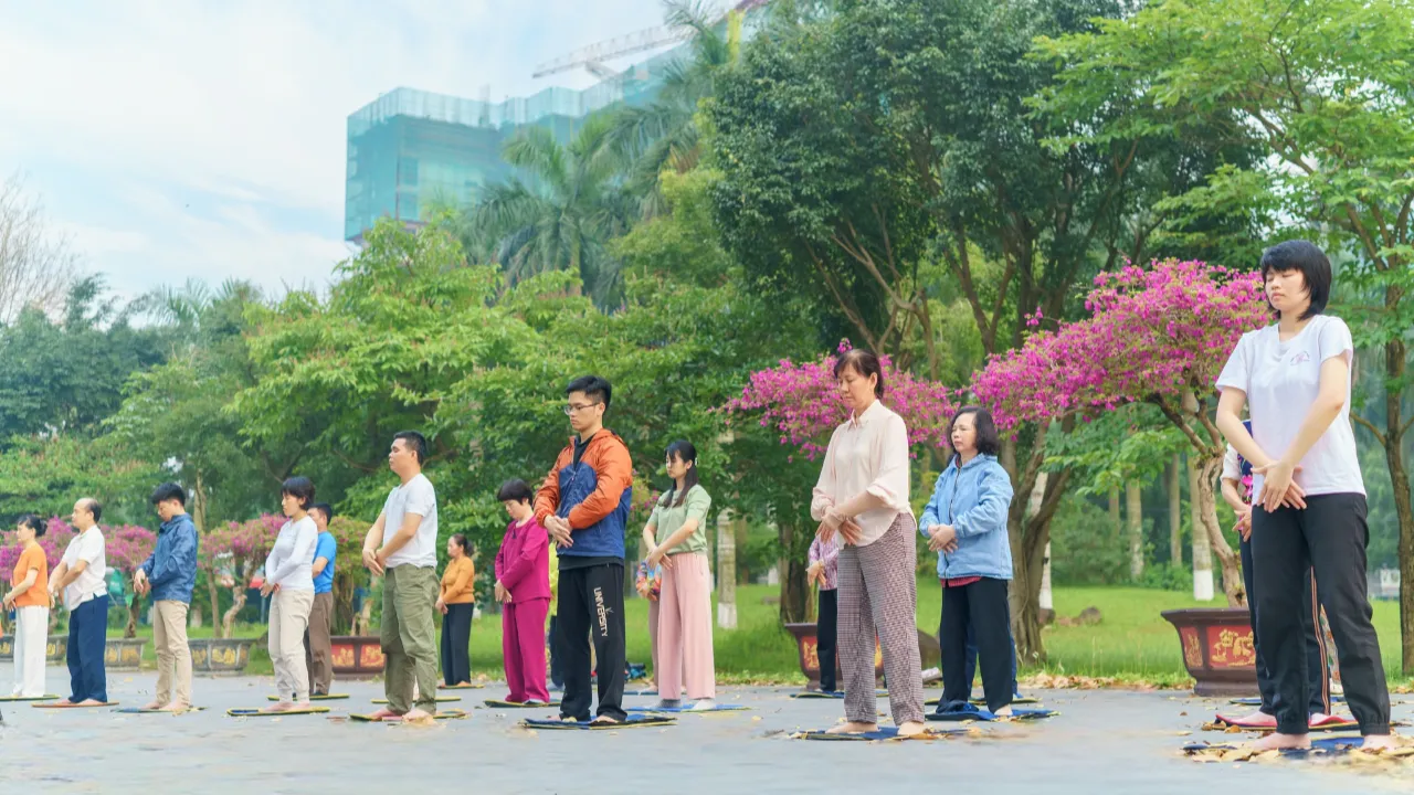 07-luyen-Phap-Luan-Cong-Viet-Nam