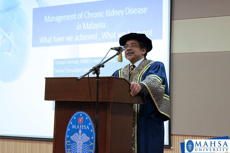 Giáo sư Ghazali Ahmad (Ảnh: Đại học Mahsa)